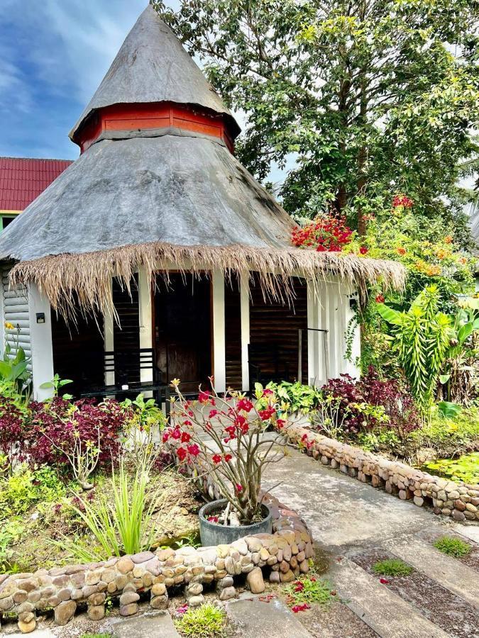 M'Pay Bay Guesthouse เกาะรงสำลน ภายนอก รูปภาพ