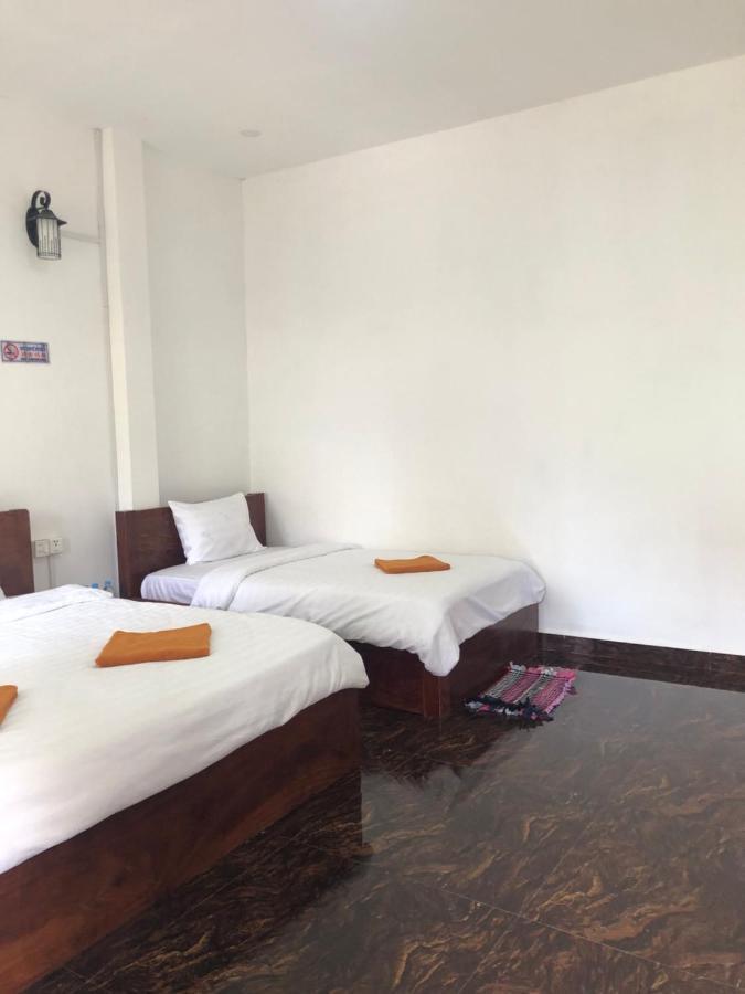 M'Pay Bay Guesthouse เกาะรงสำลน ภายนอก รูปภาพ