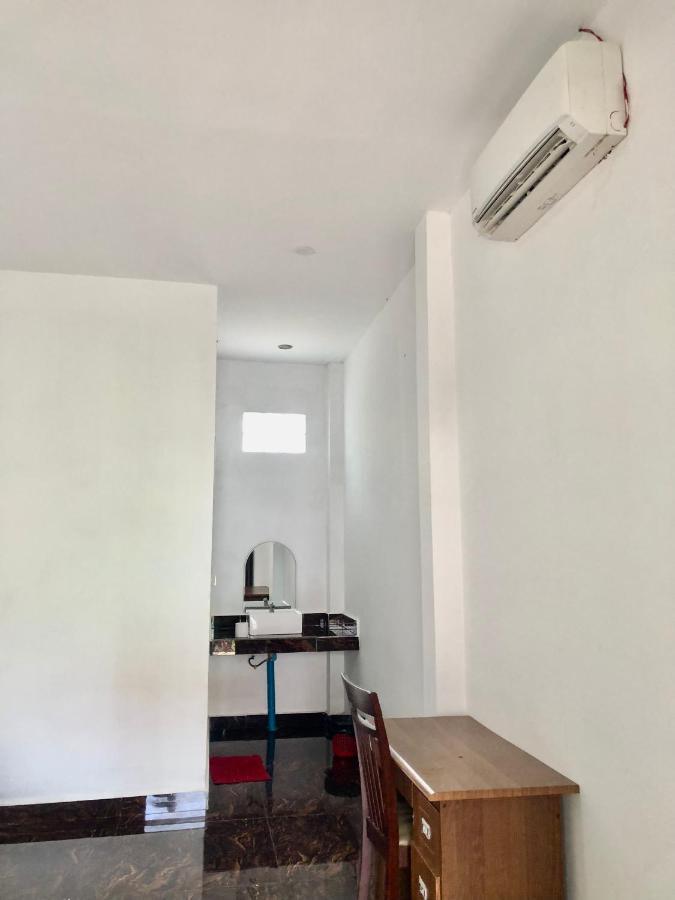 M'Pay Bay Guesthouse เกาะรงสำลน ภายนอก รูปภาพ