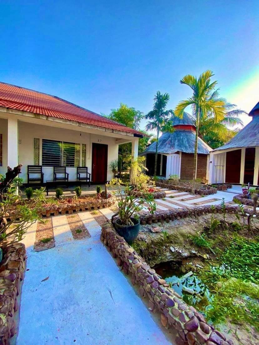 M'Pay Bay Guesthouse เกาะรงสำลน ภายนอก รูปภาพ