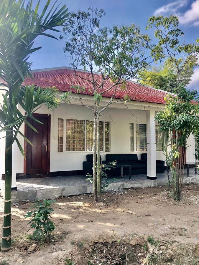 M'Pay Bay Guesthouse เกาะรงสำลน ภายนอก รูปภาพ
